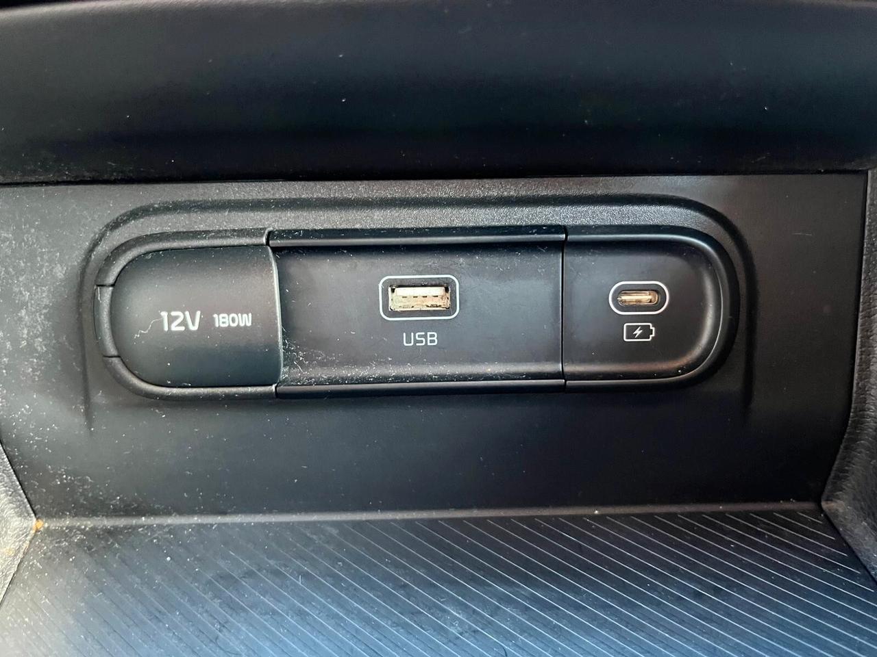 Kia Sportage 1.6 CRDi MHEV Business