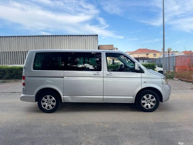 Volkswagen T5 Transp.30 2.5 tdi 174cv 4m. kombi p.c.