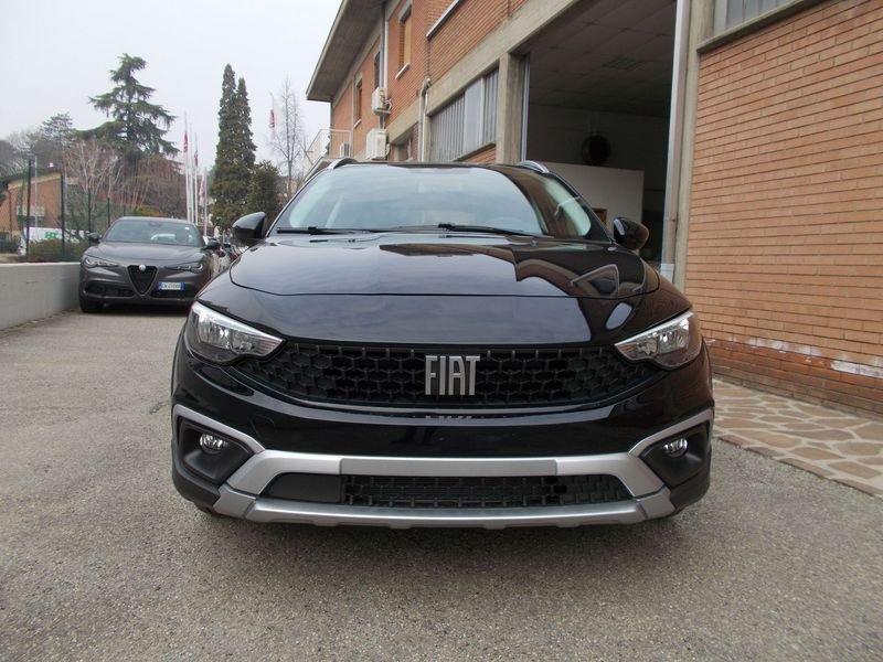 FIAT Tipo Fiat tipo 1.5 Hybrid DCT SW Cross