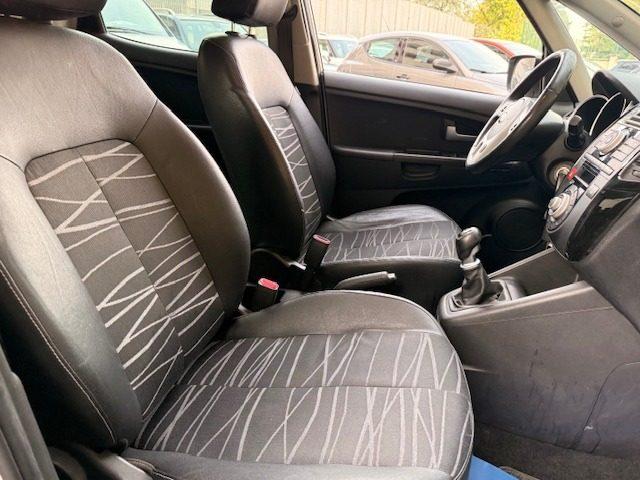 KIA Venga 1.4 CVVT Cool TETTO APRIBILE