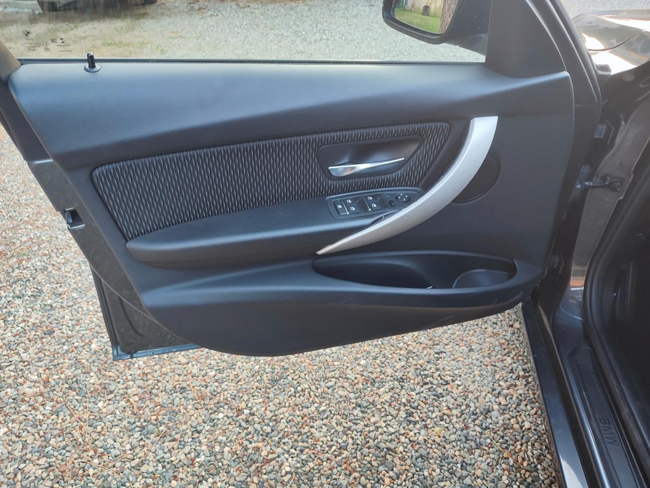 Bmw 318 318d Touring Business Advantage aut.