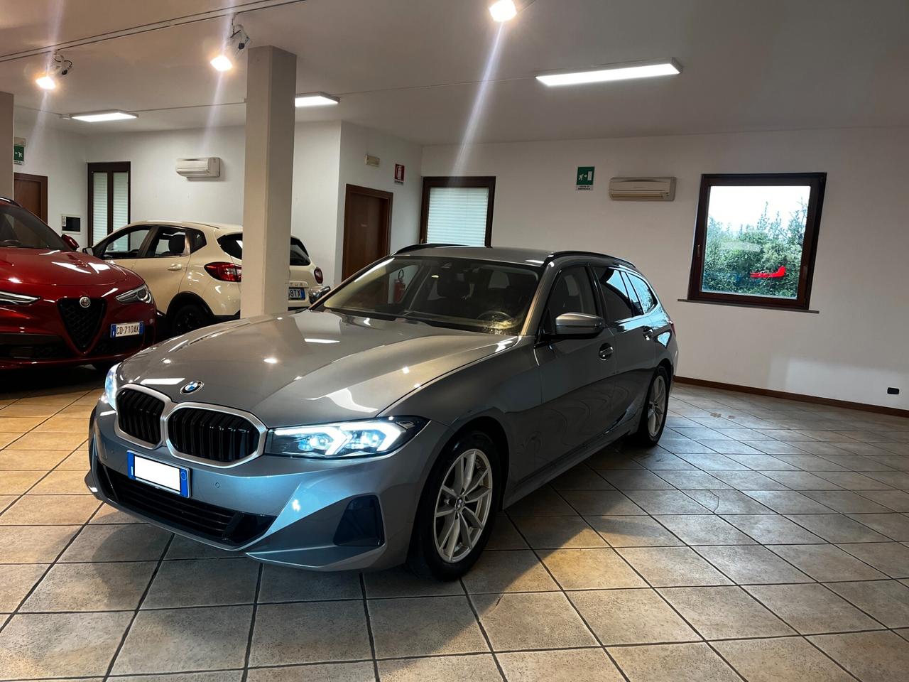 Bmw 318d 48V Touring Restyling