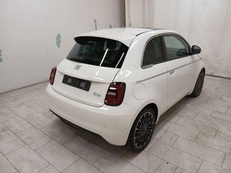 FIAT 500 500e 42 kWh La Prima