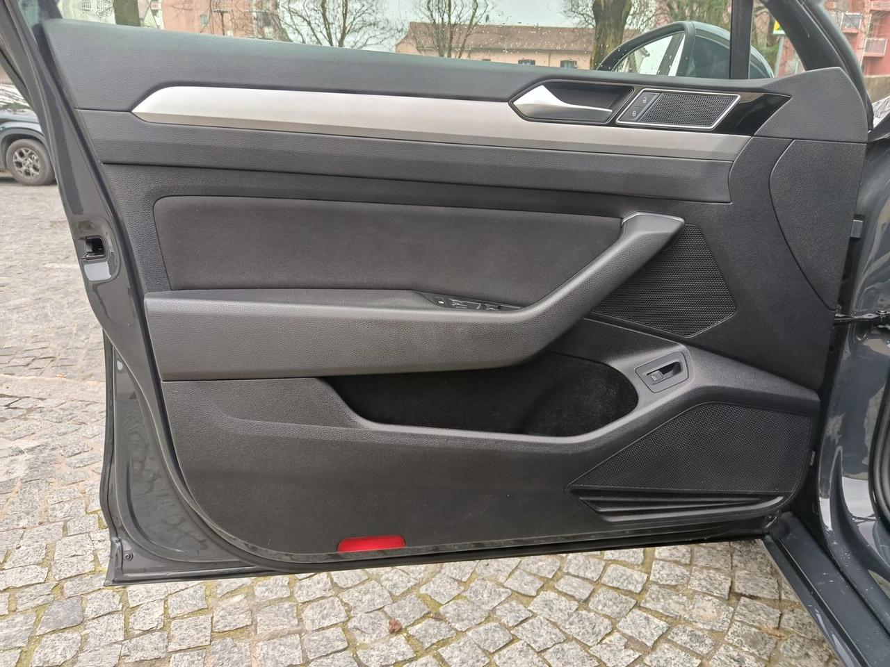 Volkswagen Passat Business 2.0 TDI #9251