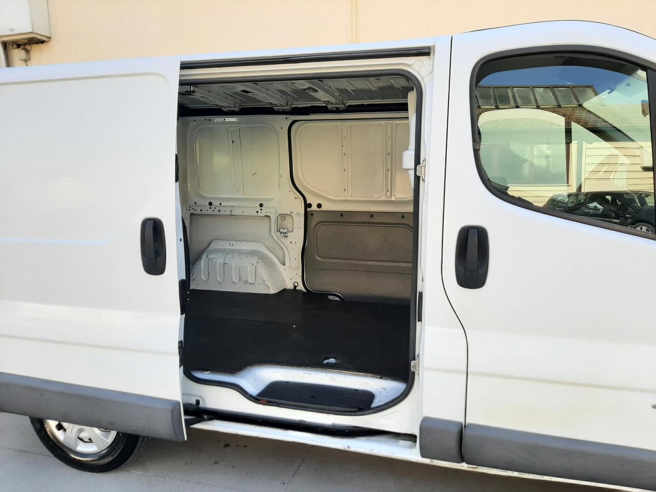 Renault Trafic 2.5 DCi 150 Ice
