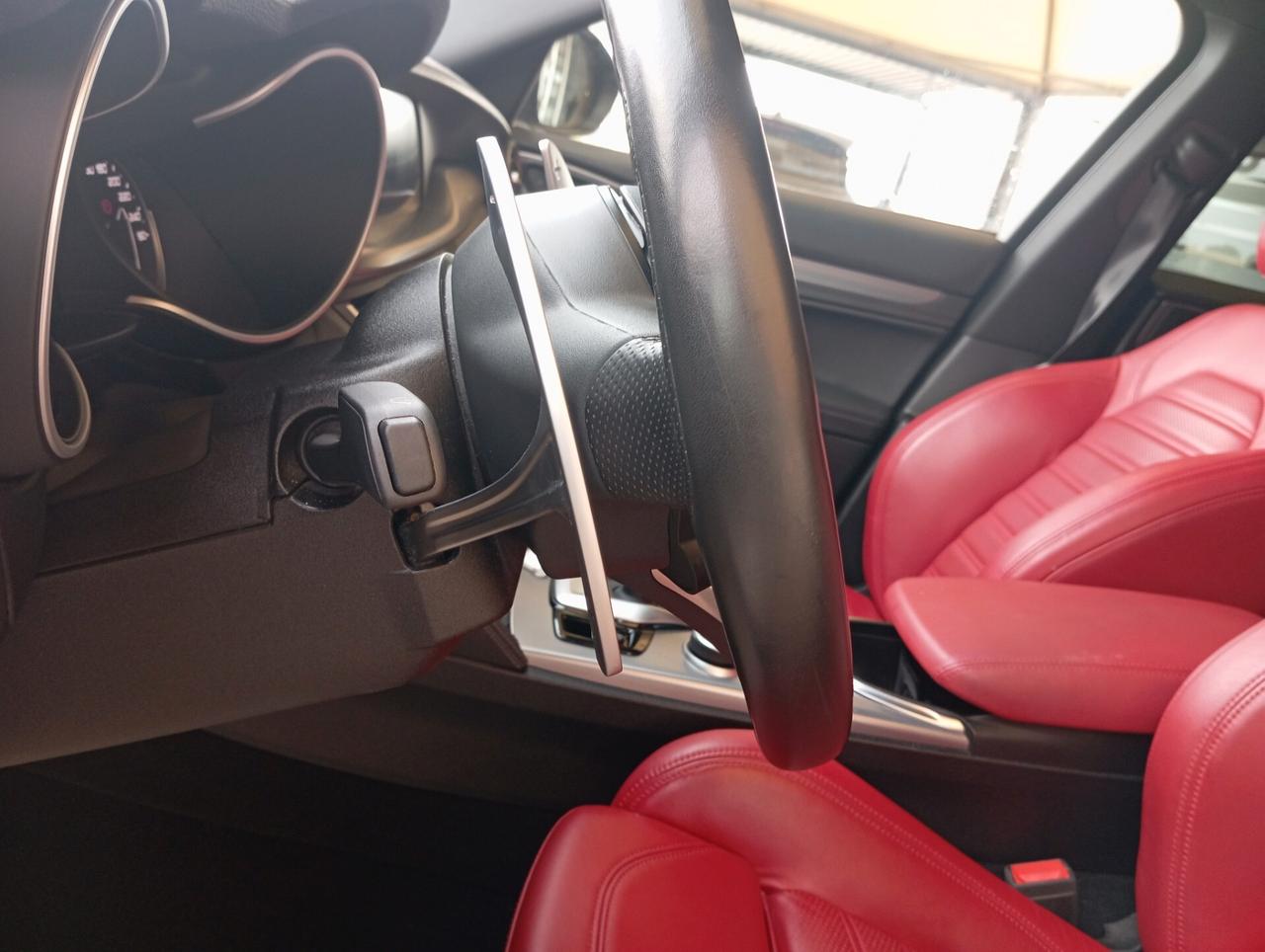 Alfa Romeo Stelvio 2.2 Turbodiesel 210 CV AT8 Q4 Veloce