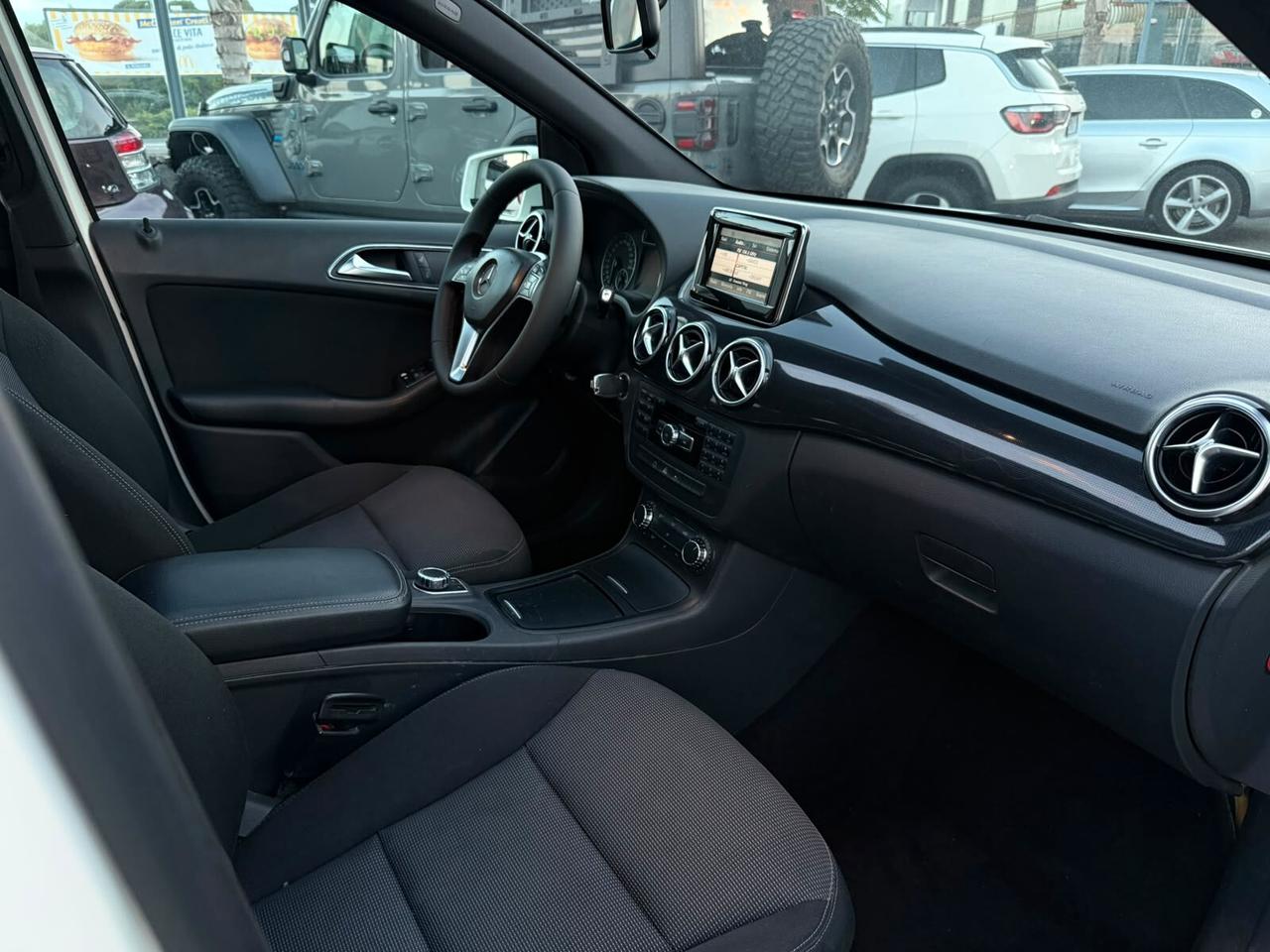 Mercedes-benz B 180 CDI AMG Automatic TETTO APRIBILE - 2013