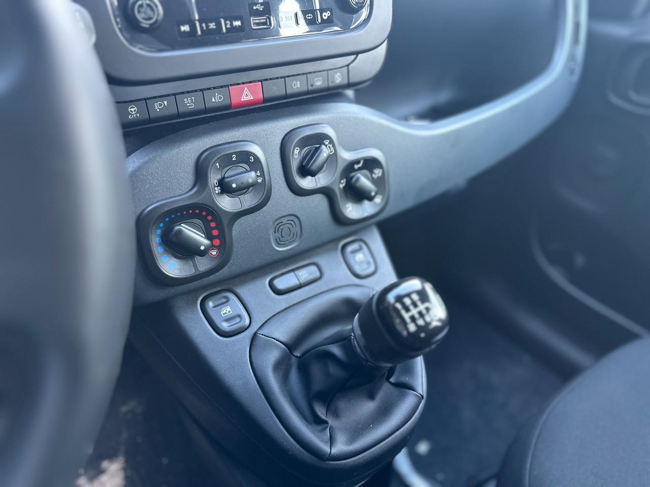 FIAT Panda III 2021 - Panda 1.0 firefly hybrid City Life s&s 70cv 5p.ti