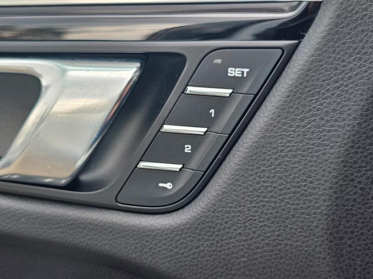 PORSCHE*MACAN*265CV*TETTO*ACC*LED*360°*BOSE*MEMORY-COMFORT*DAB+*21"*