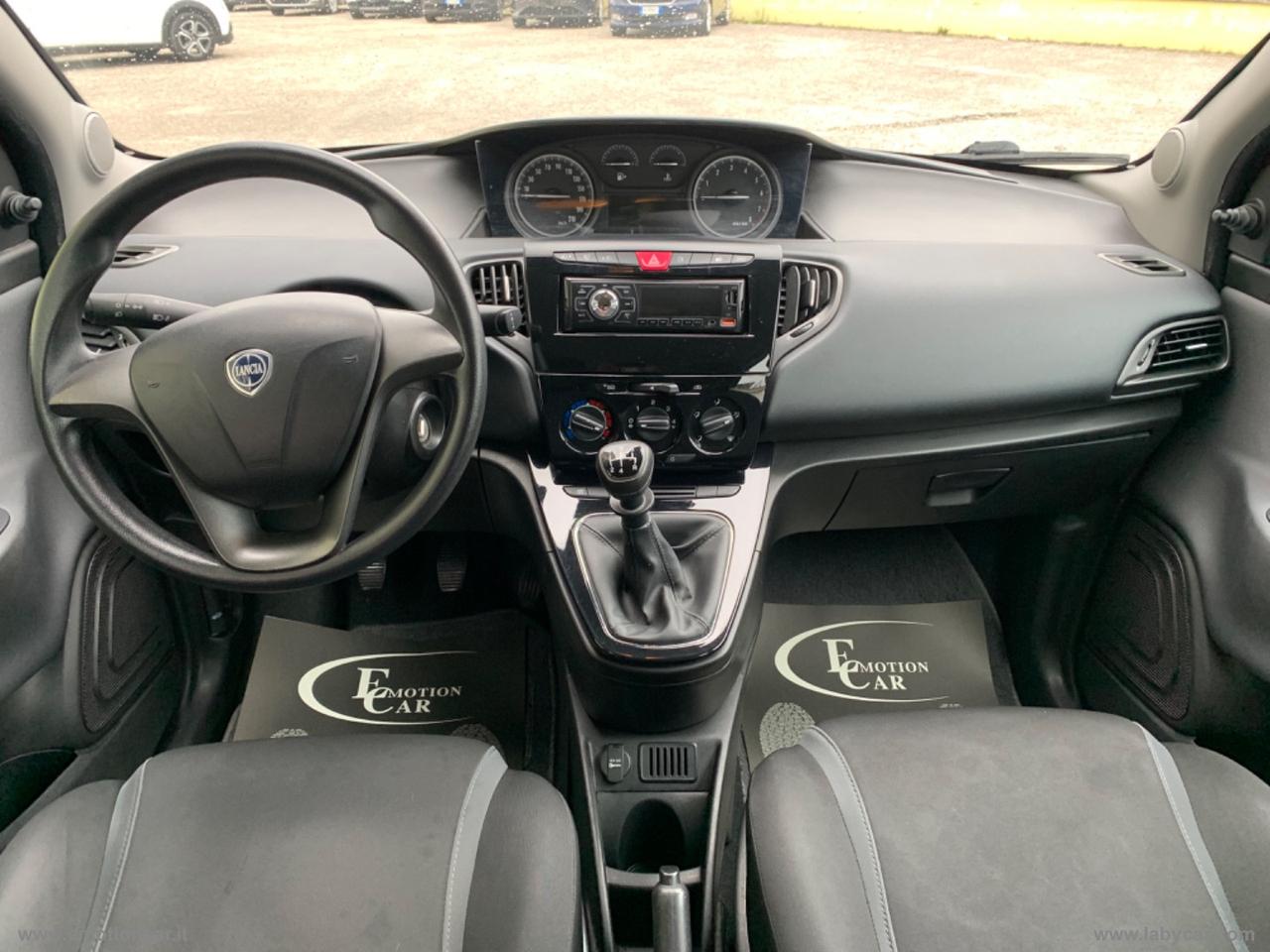 LANCIA Ypsilon 1.2 69 CV 5p. GPL Ecochic Silver - 2017