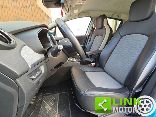 RENAULT ZOE R135 51 kWh 135 CV Electric Batteria a Noleggio