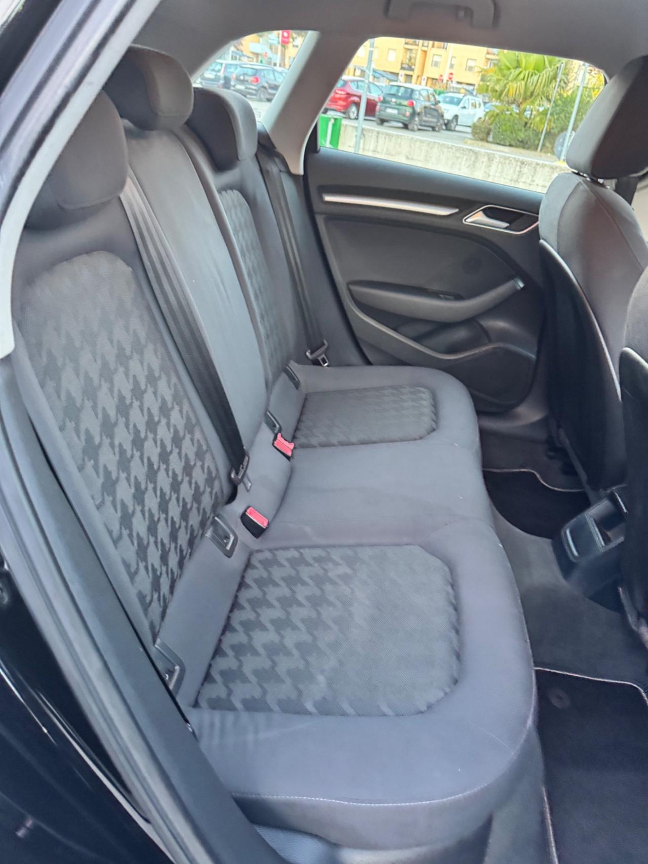 Audi A3 SPB 1.6 TDI Attraction