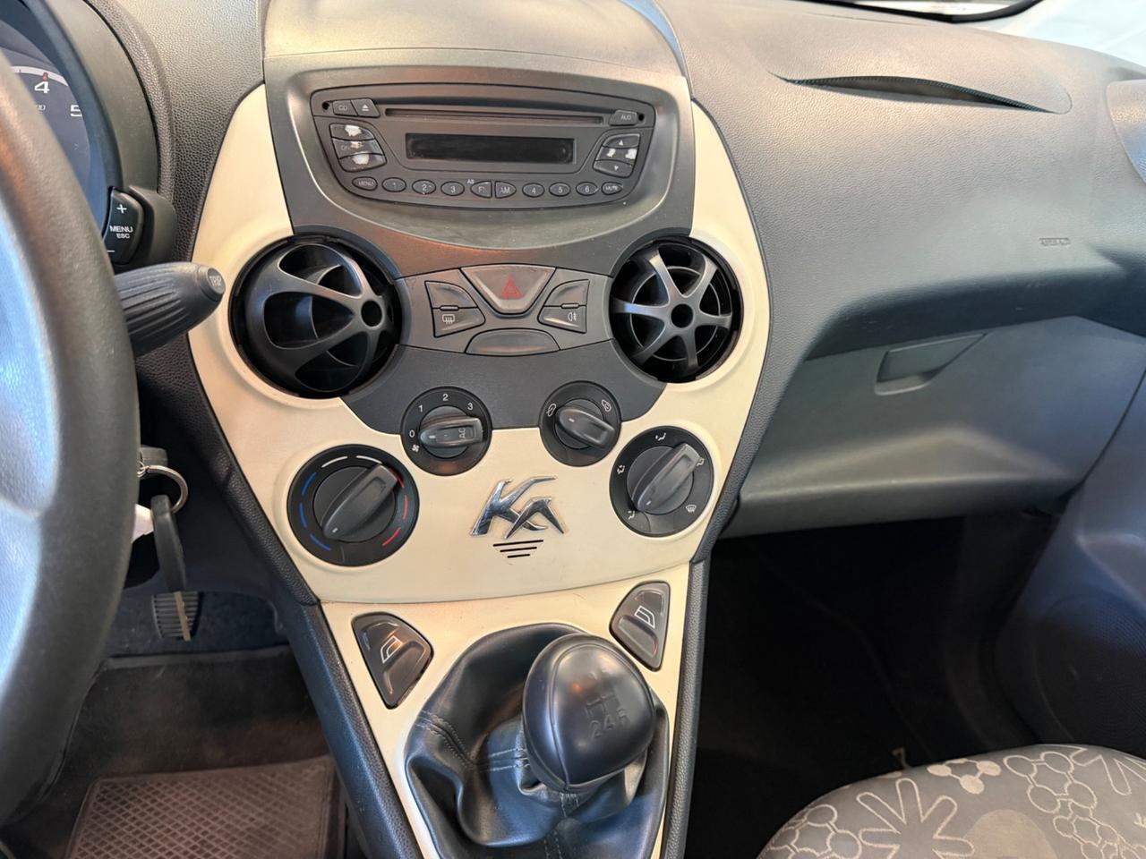Ford Ka 1.2 8V 69CV Titanium