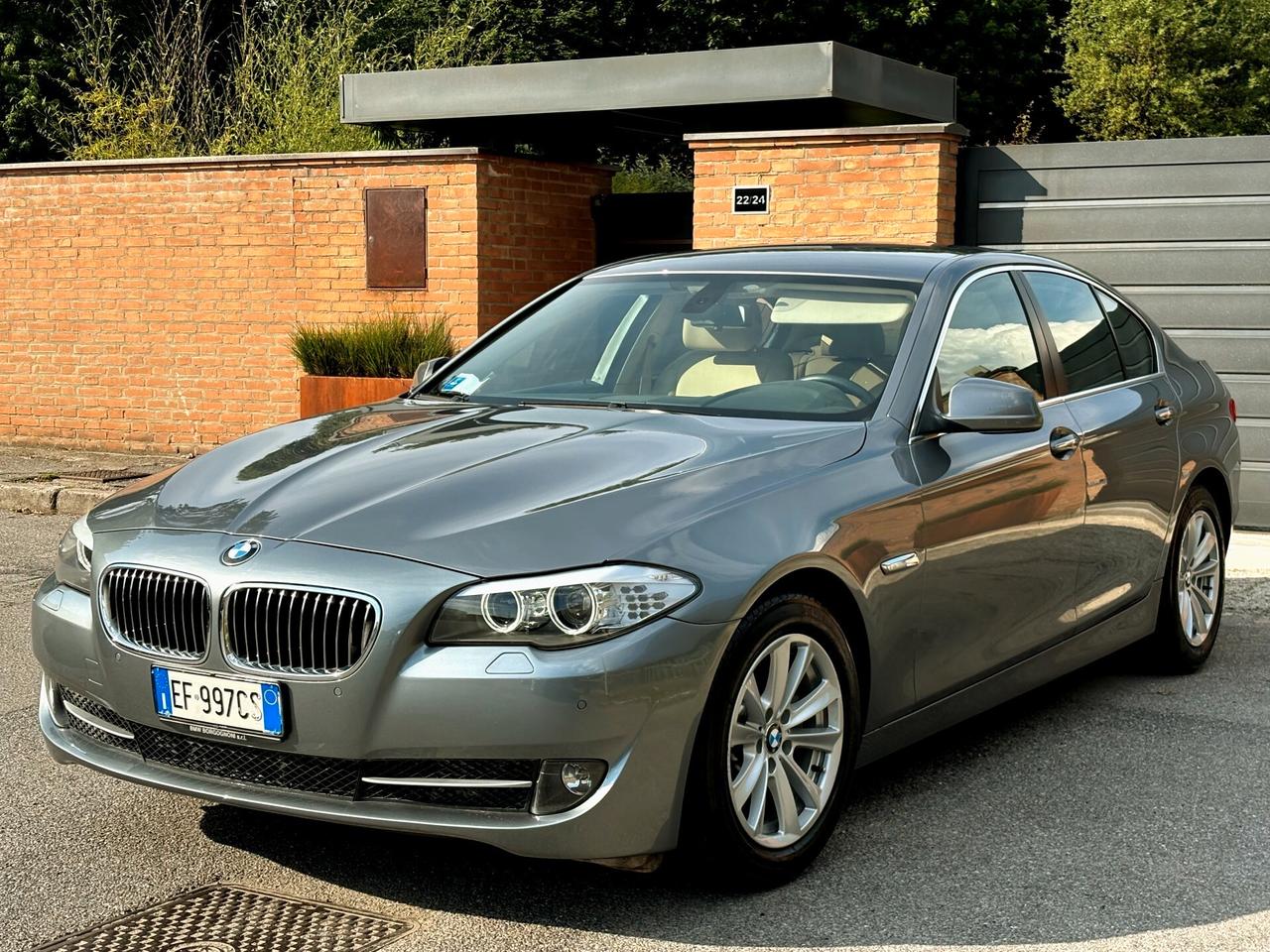 BMW 523 aut.(benzina)-BERLINA- 91500km -FULL-2010