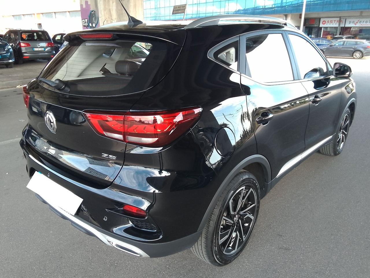 MG. ZS 1.5 LUXURY. BENZINA GPL Ok Neo