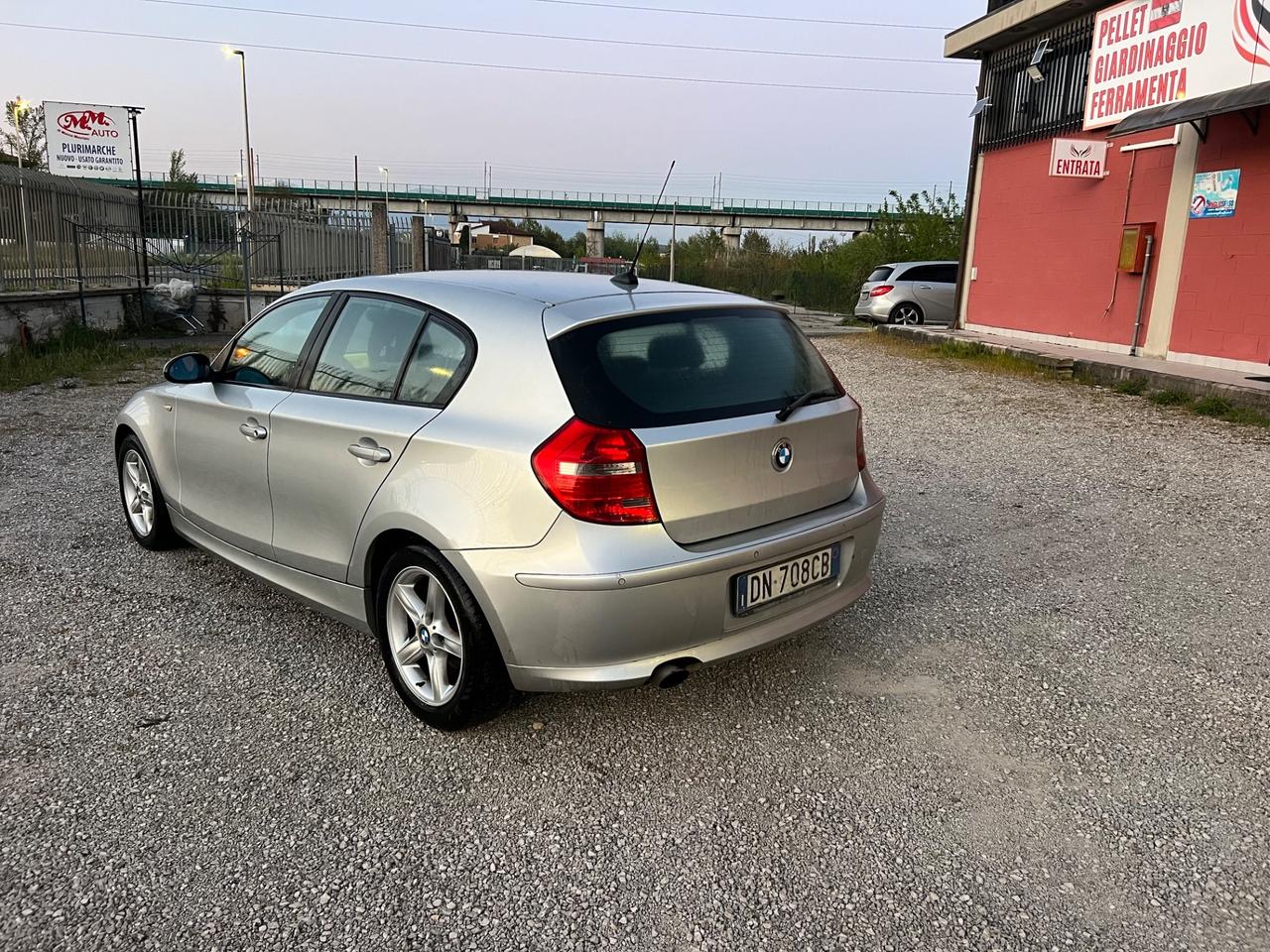 Bmw 116 116i cat 5 porte Attiva