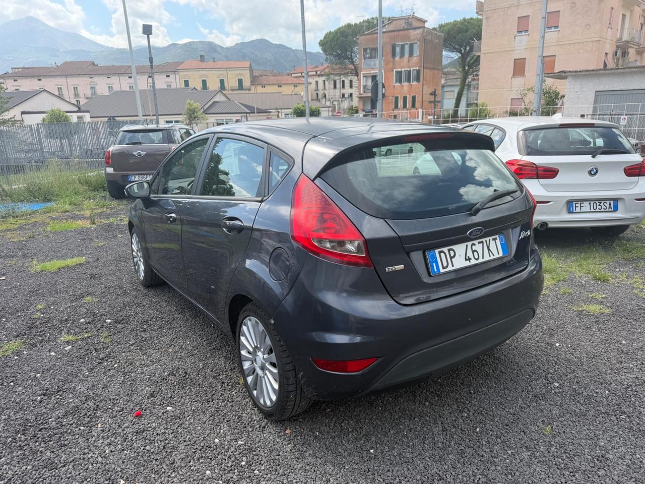 Ford Fiesta Ikon 1.4 TDCi 70CV 5 porte