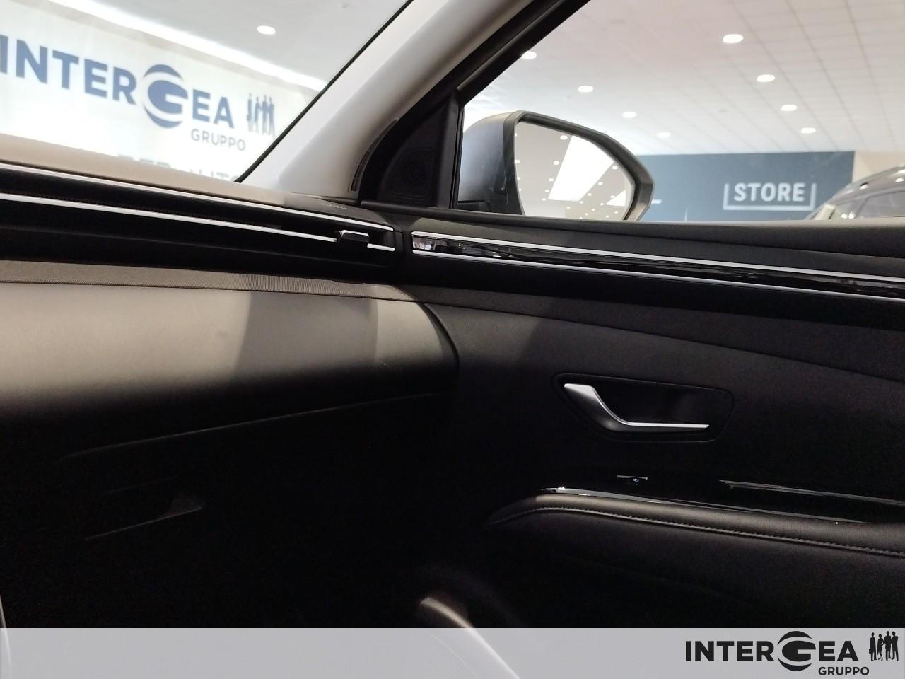 HYUNDAI Tucson 1.6 hev Xline 2wd auto