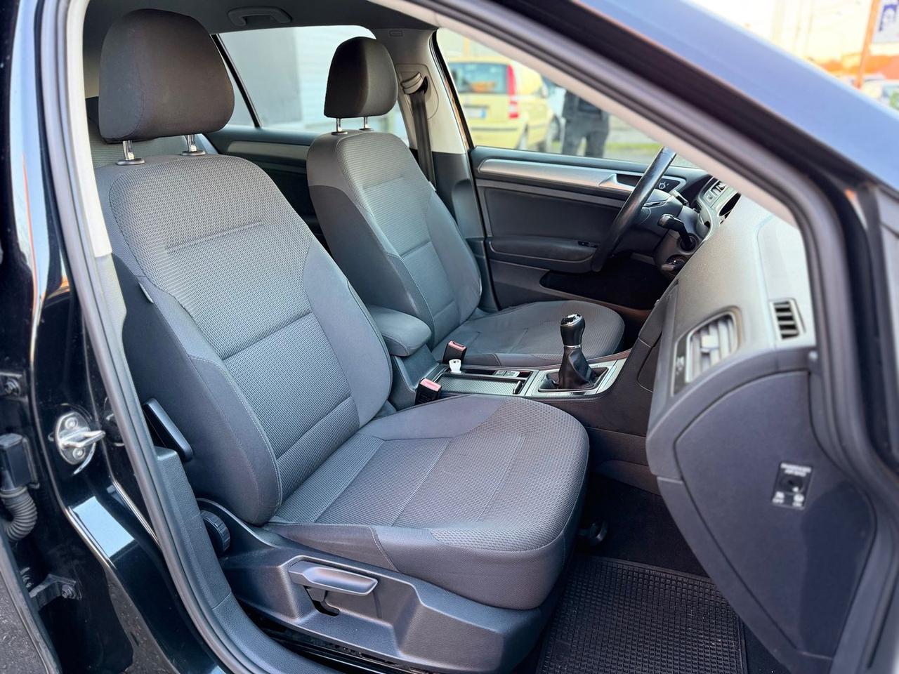 Volkswagen Golf Executive 1.6 TDI BlueMotion #8413