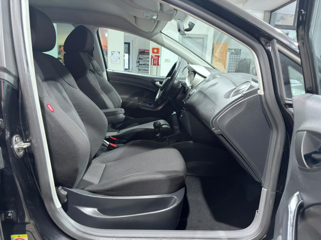 SEAT IBIZA 1.6 105CV 5p SPORT - NEOPATENTATI