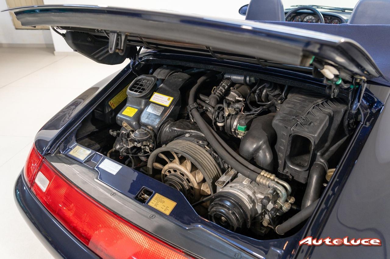 PORSCHE 993 CABRIOLET CARRERA 4