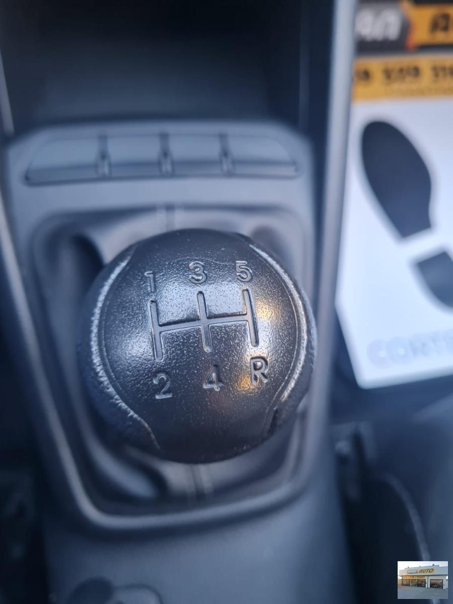 KIA Stonic 1.2 Benzina-Neopatentati-Anno 2022