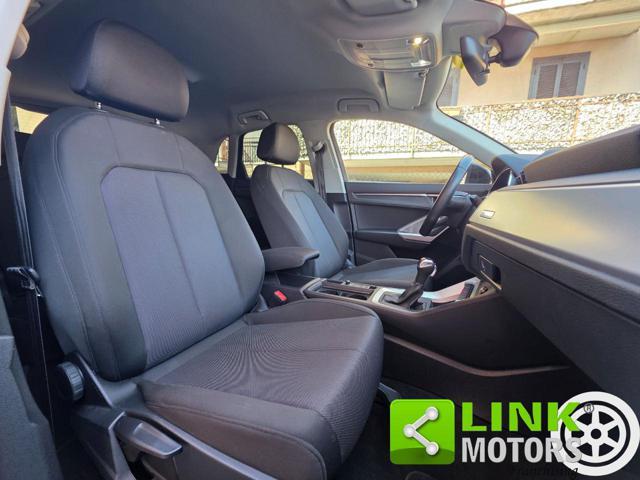 AUDI Q3 35 TFSI 150 CV S Tronic S Line Identity Black