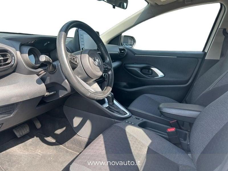 Toyota Yaris Hybrid Trend MY22