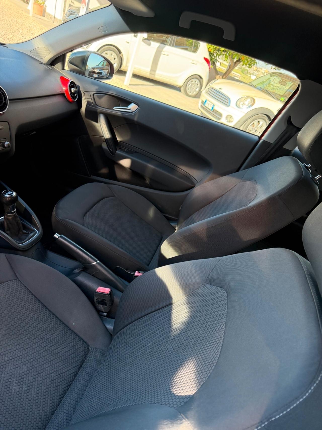 Audi A1 1.6 TDI S line edition