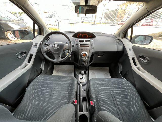 TOYOTA Yaris Automatica 5 porte