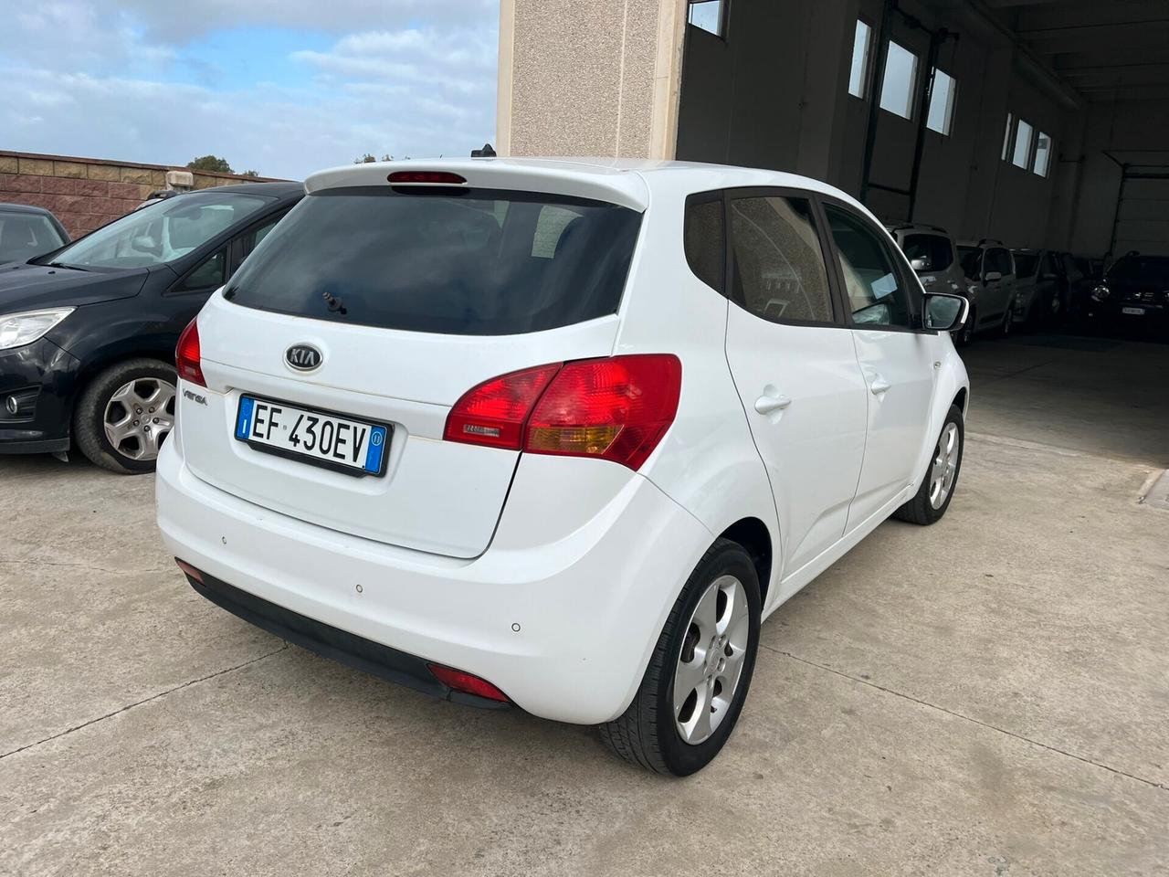 Kia Venga 1.4 CVVT EX ISG 2011