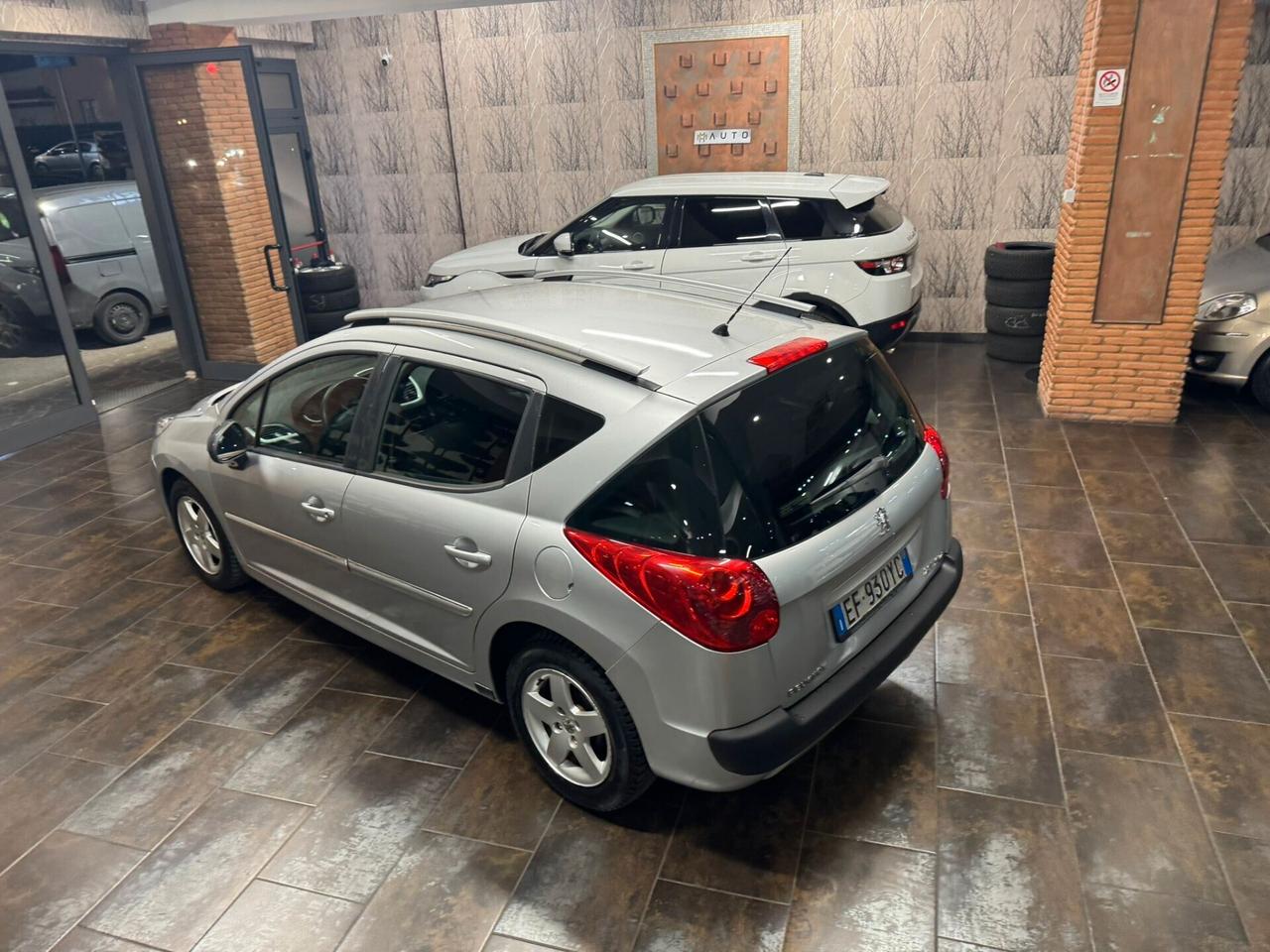 Peugeot 207 1.4 VTi 95CV SW Active