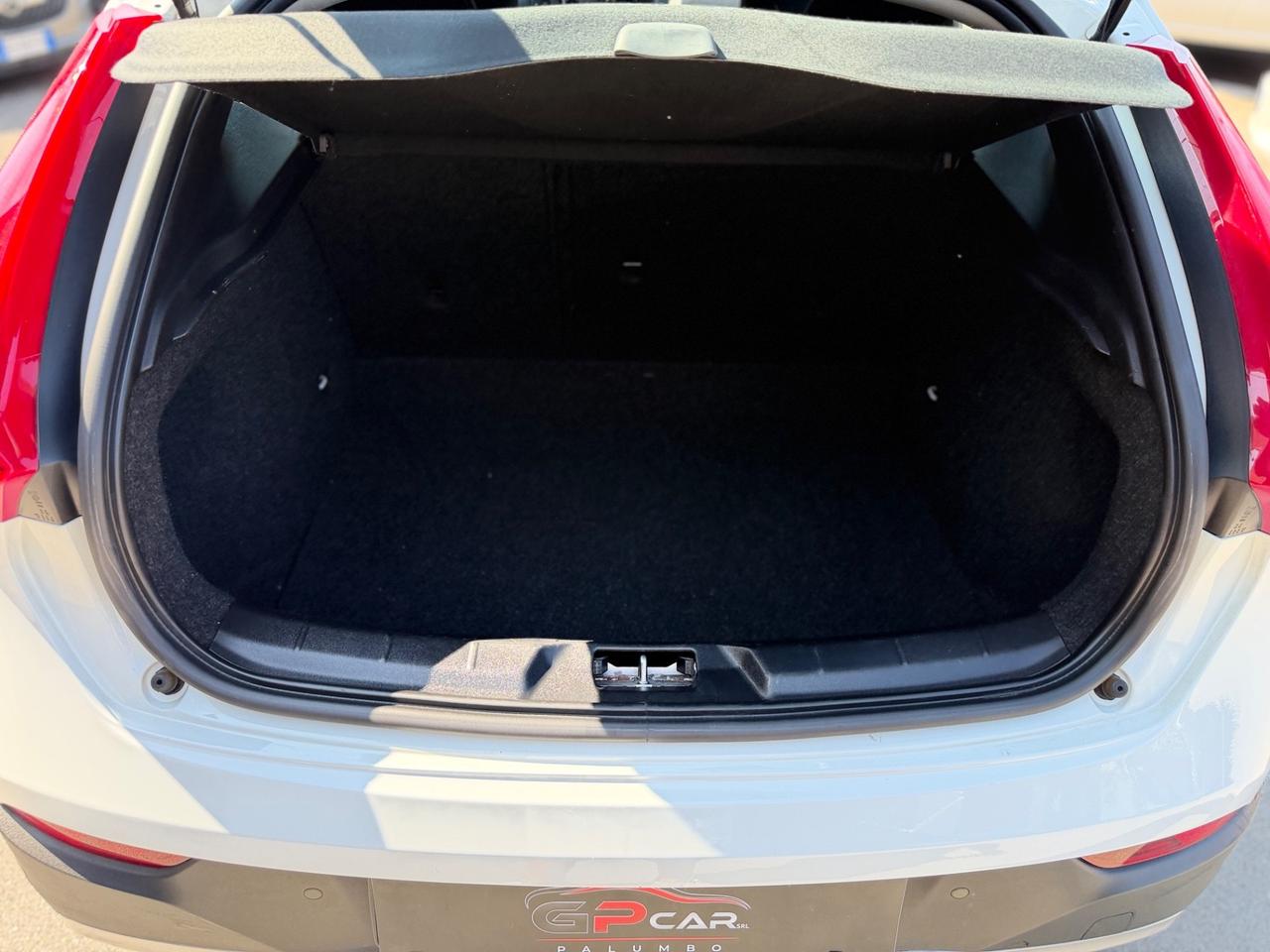 Volvo V40 Cross Country D2 1.6 Momentum