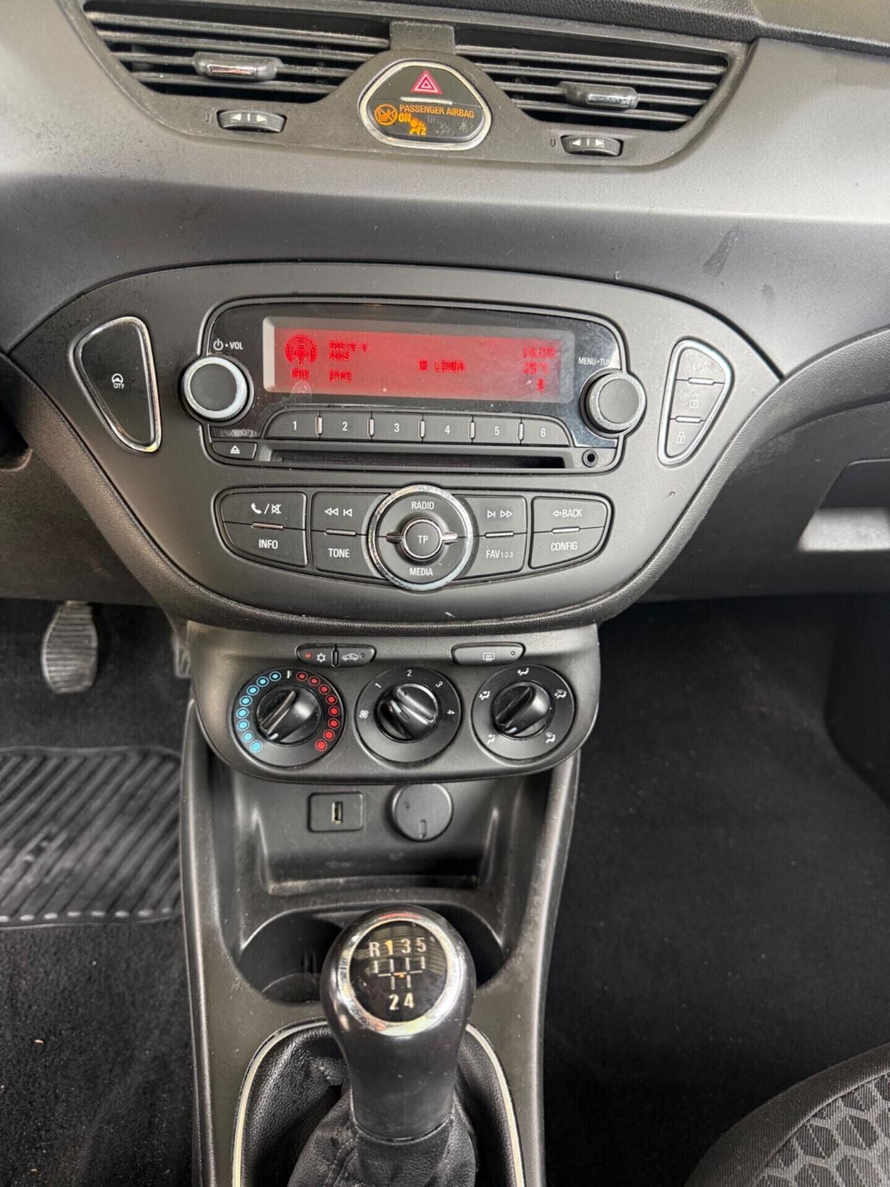 Opel Corsa Bi-fuel 1.4 GPL EURO6B Neopatentati