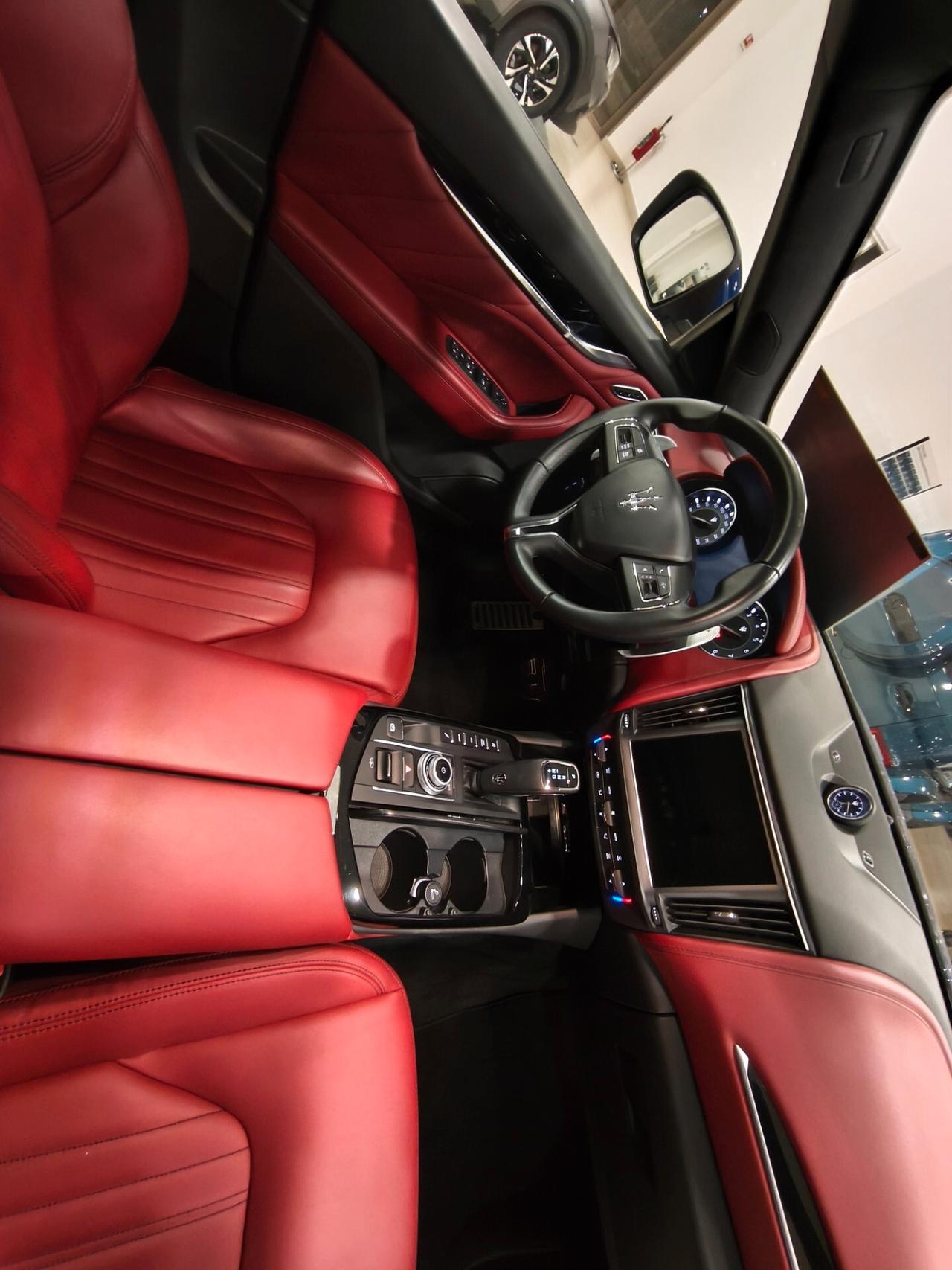 Maserati Levante MHEV 330 CV AWD GT Cartier