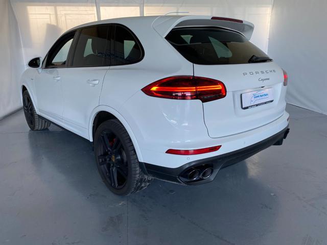 PORSCHE Cayenne 3.0 Diesel PLATINUM EDITION