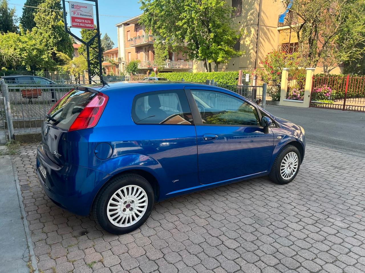 Fiat Grande Punto 1.2 65CV OK NEOPATENTATI