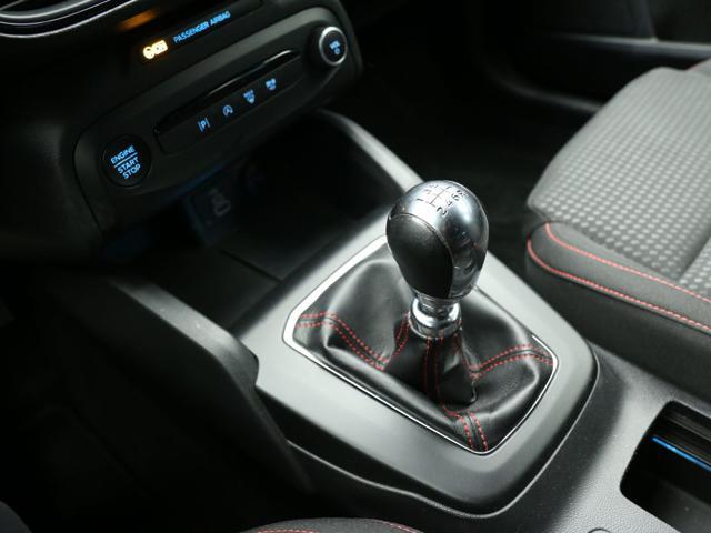 FORD Focus 1.0 EcoBoost Hybrid 125 CV SW ST-Line Design
