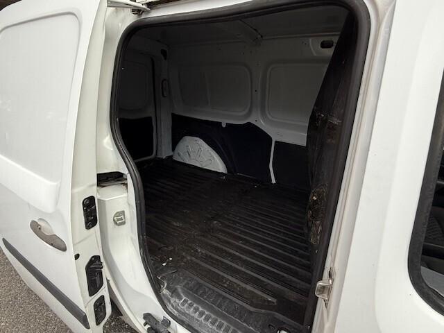 Renault Kangoo Maxi 1.5 Dci "Gancio traino"