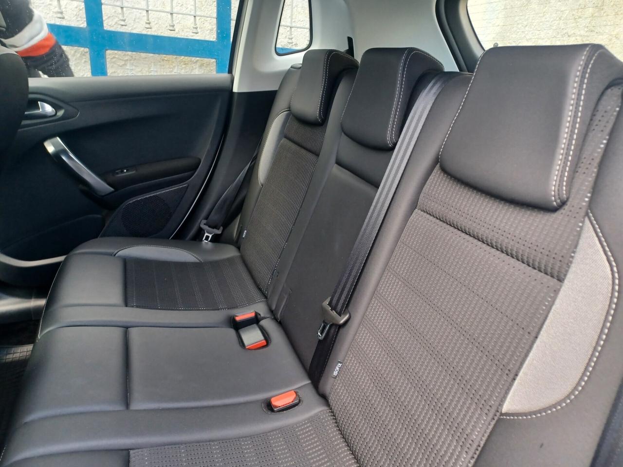 Peugeot 2008 1.6 HDI ALLURE UNICO PROPRIETARIO