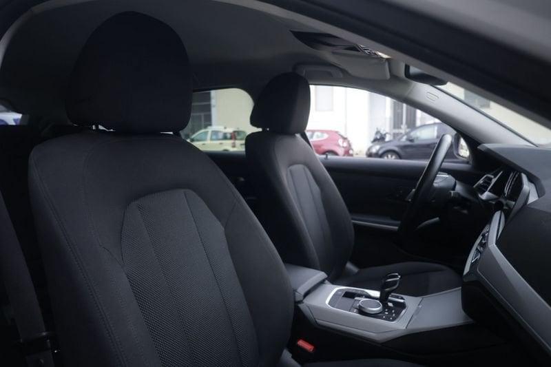 BMW Serie 3 318d 48V Touring Sport Unicoproprietario