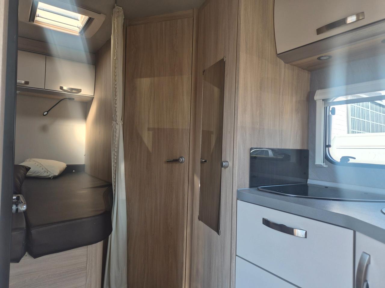 Fiat PROFESSIONAL DUCATO WEINSBERG CARASUITE CAMPER