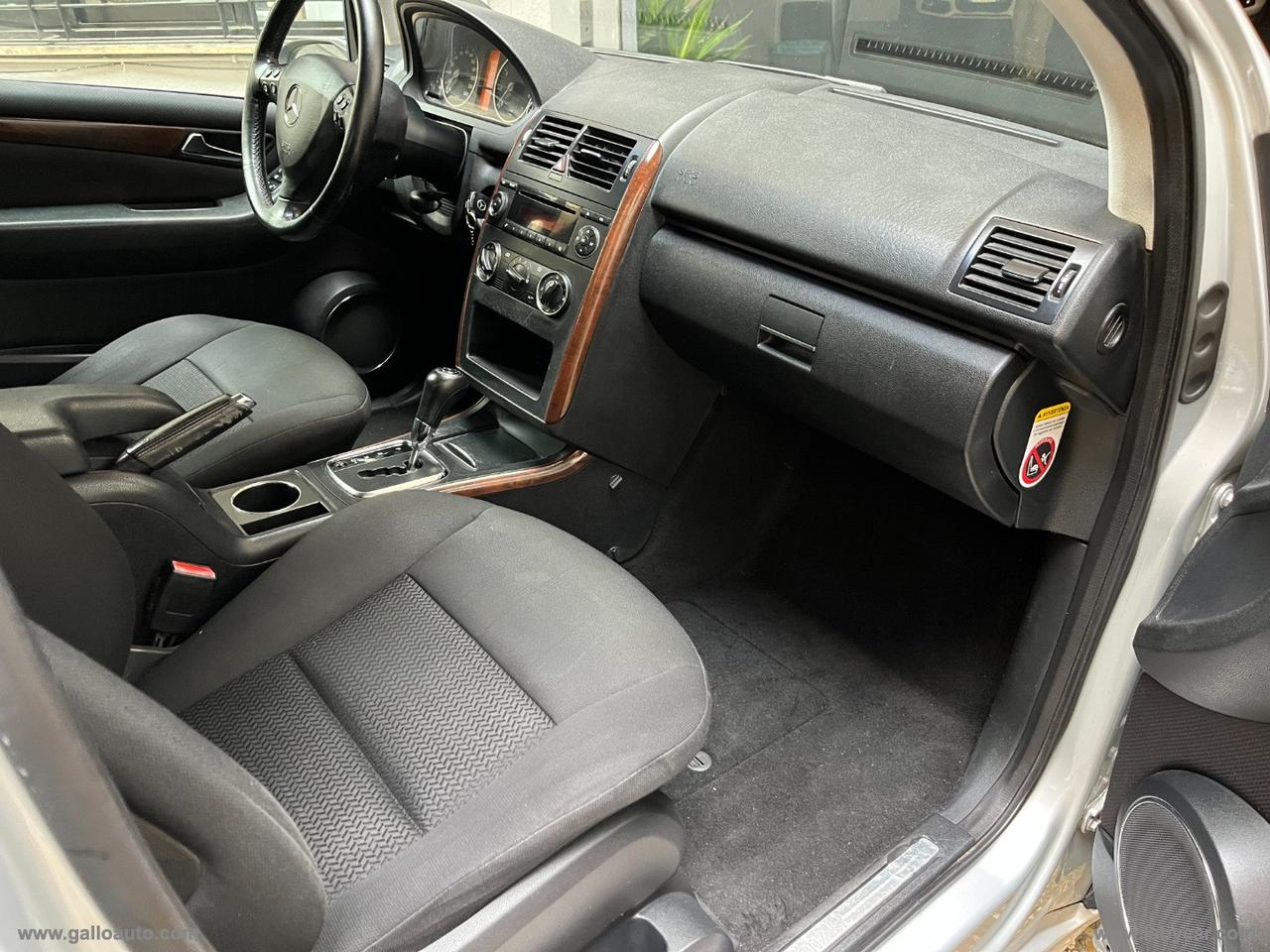 MERCEDES-BENZ A 170 Avantgarde