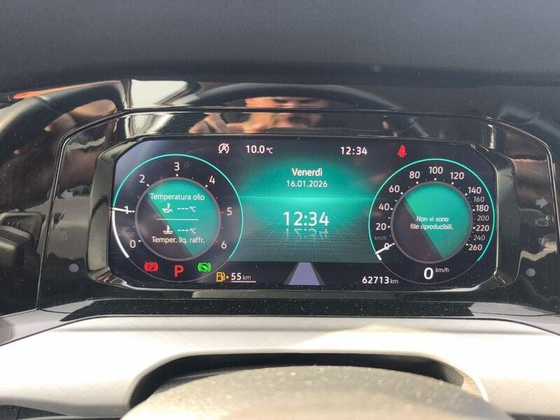 Volkswagen Golf VIII 2020 2.0 tdi Life 115cv dsg