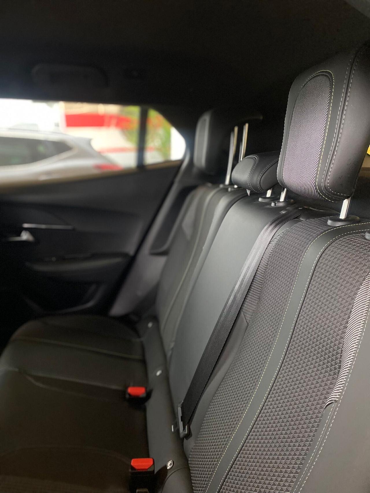 Peugeot 2008 BlueHDi 110 S&S GT