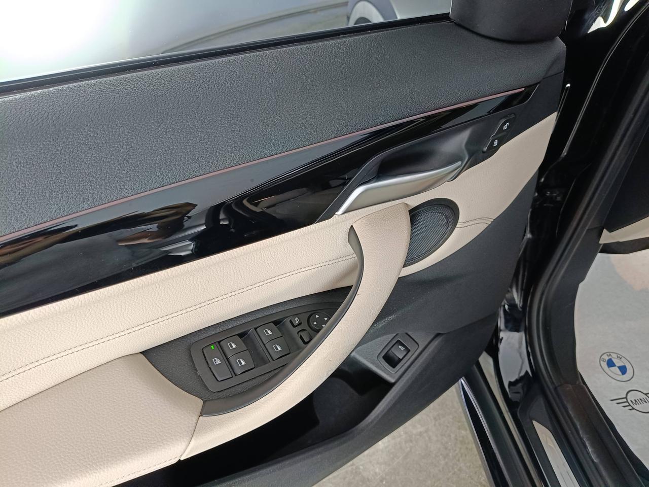 BMW X1 F48 - X1 sdrive20d xLine
