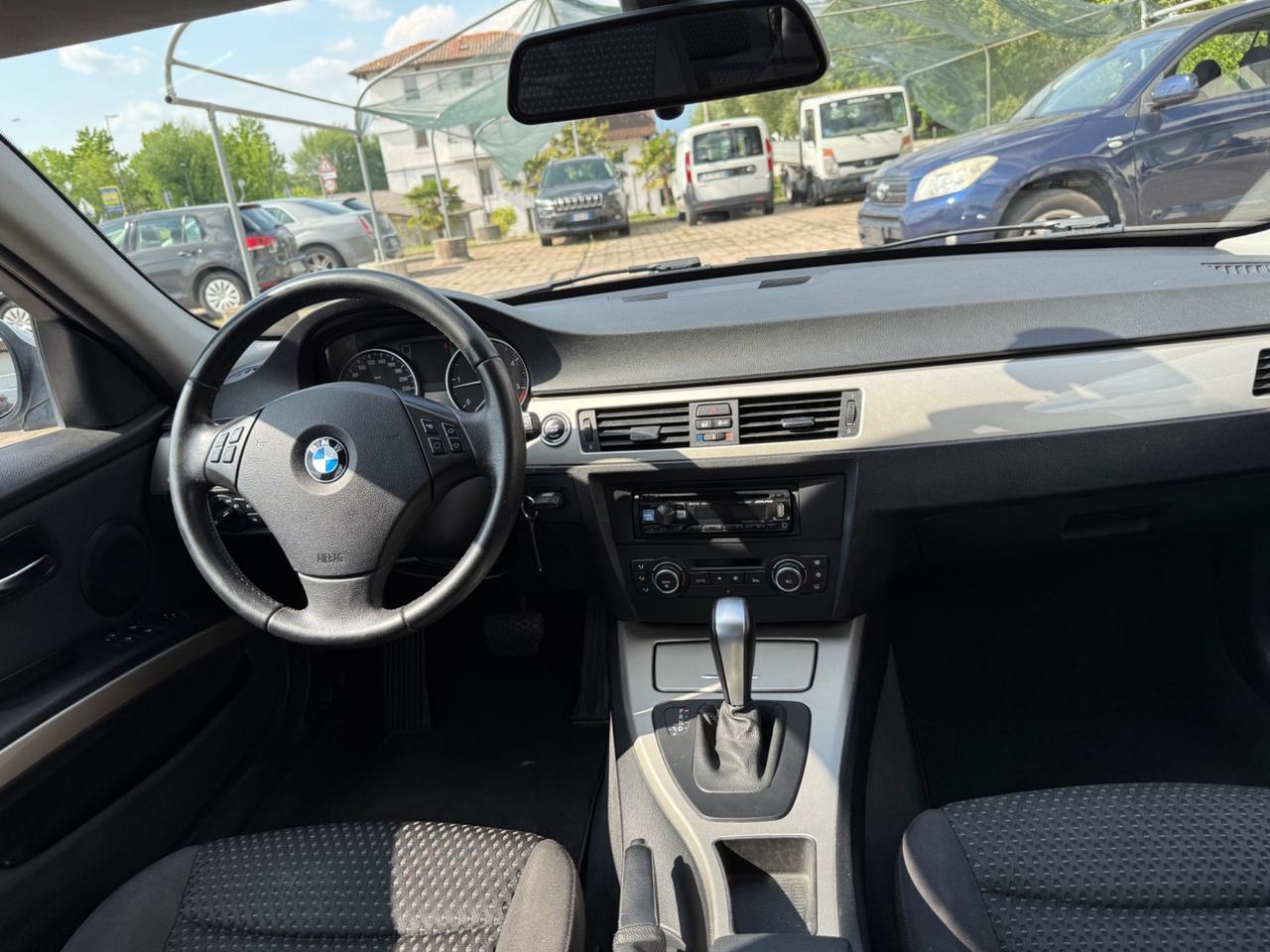 Bmw 318 318d 2.0 143CV cat Touring Attiva