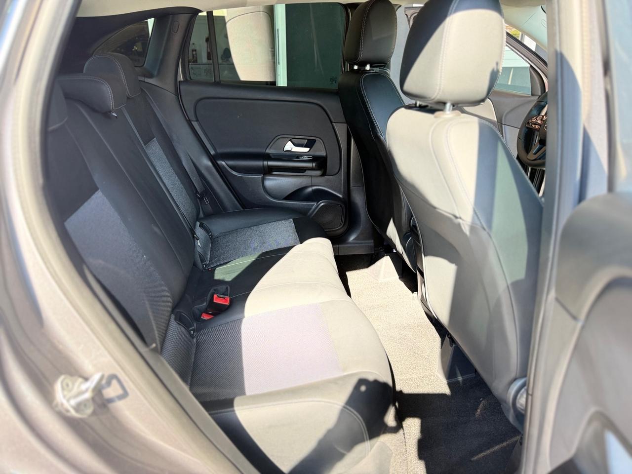 Mercedes-benz GLA 200 d Automatic Sport