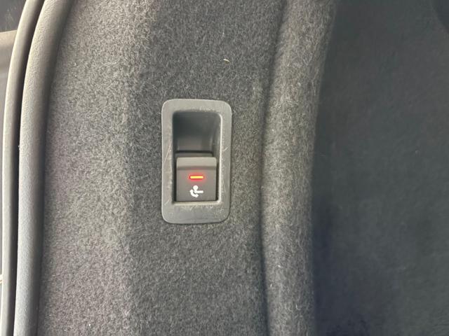 AUDI A4 Avant 2.0 TDI 150cv S tronic S line ext. TETTO