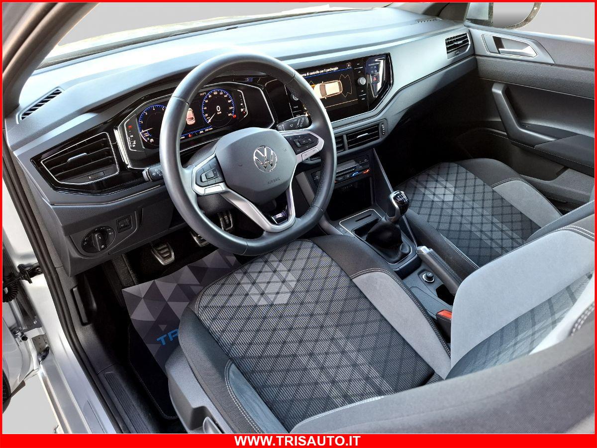VOLKSWAGEN Taigo 1.0 TSI R-line NEOPATENTATI (TETTO APRIBILE)